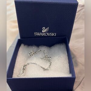 BRAND NEW- NEVER WORN Swarovski Henrietta medium Necklace